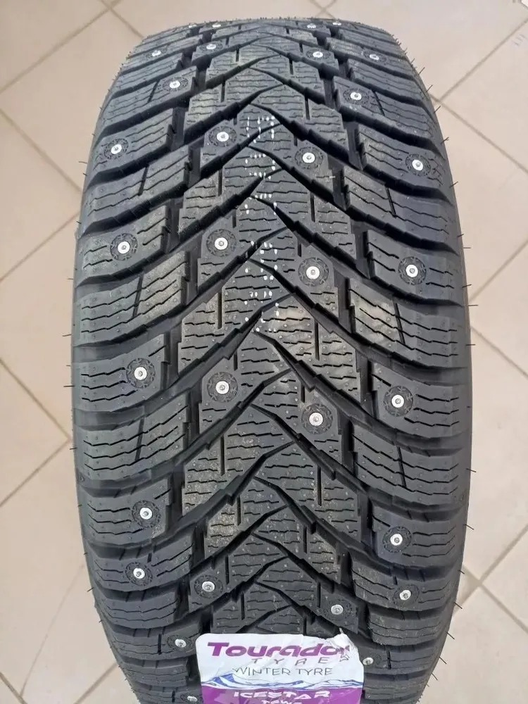TOURADOR IceStar TSW2 215/55 R16