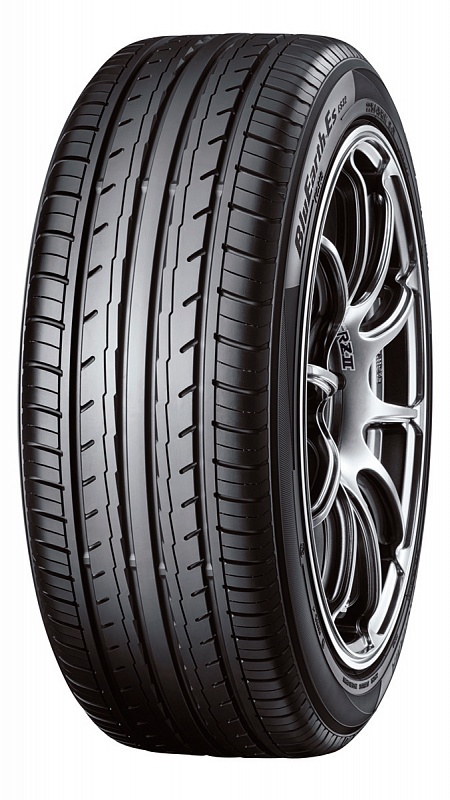 Yokohama BluEarth ES32 215/50 R17